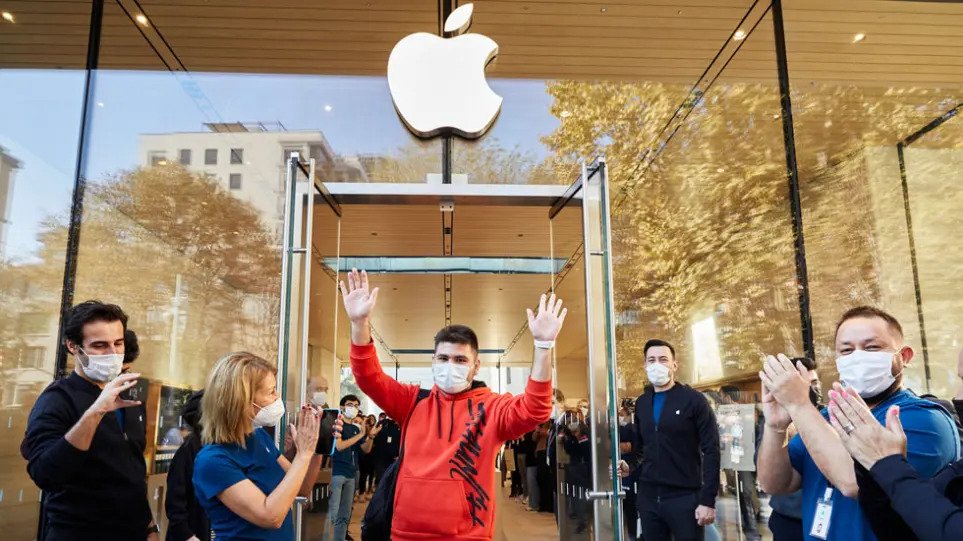 Η Apple «μπλόκαρε» τις πωλήσεις iPhone στην Τουρκία