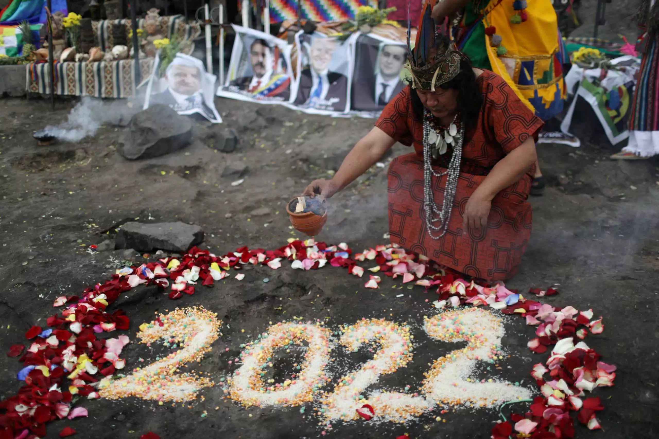 Πρωτοχρονιά 2022: Τα πιο περίεργα έθιμα στον πλανήτη