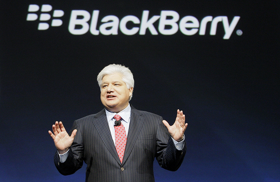 «Τέλος εποχής» για το BlackBerry του Μάικ Λαζαρίδη