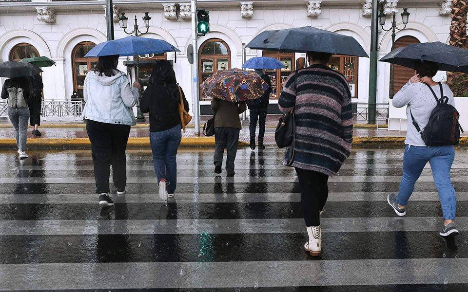Νέο έκτακτο δελτίο επιδείνωσης καιρού: Eρχονται ισχυρές βροχές στην Αττική