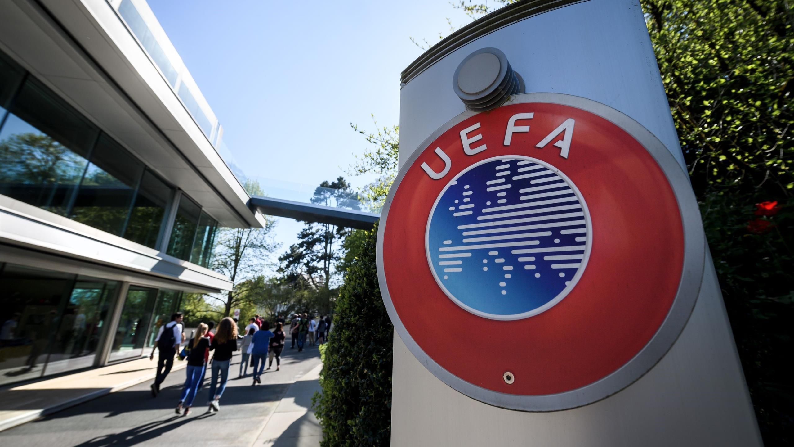 Στην απομόνωση στέλνει το ρωσικό ποδόσφαιρο η απόφαση της UEFA