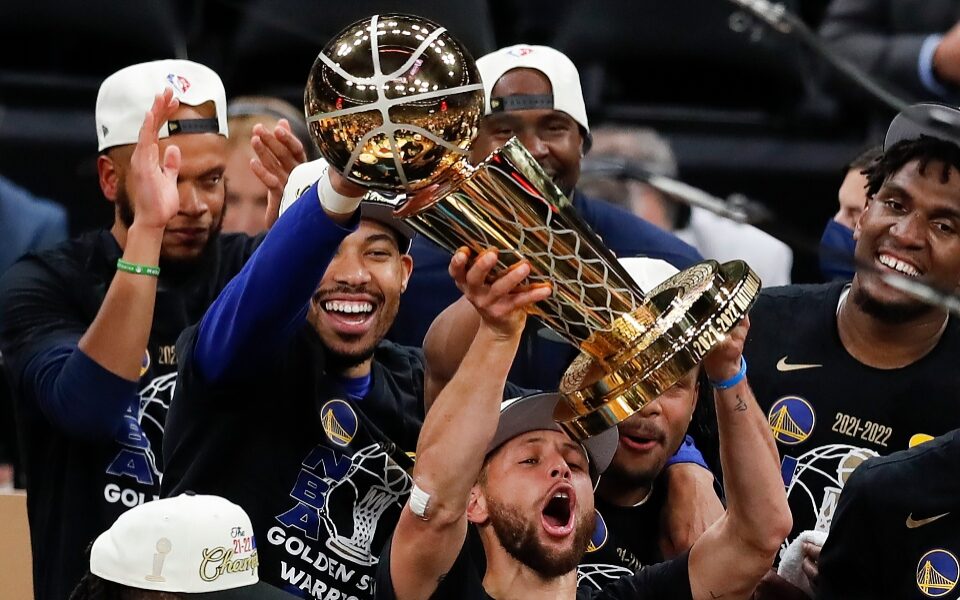 NBA: Πρωταθλητές μέσα στη Βοστώνη οι Ουόριορς