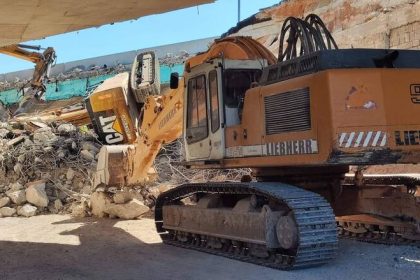 Μέγαρα: Σταμάτησαν οι εργασίες στη γέφυρα που κατέρρευσε